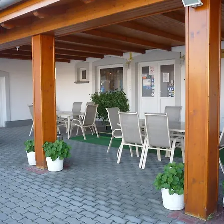 Hotel Aero & Etterem Jakabszállás