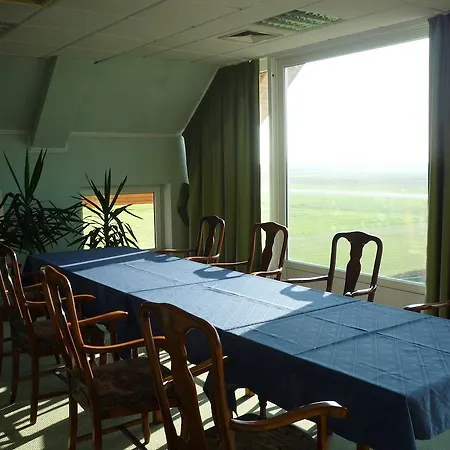 Hotel Aero & Etterem 3*