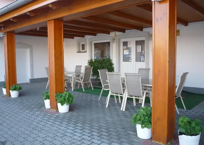 Hotel Aero & Etterem Jakabszállás