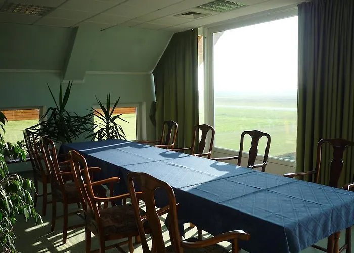 Hotel Aero & Etterem 3*