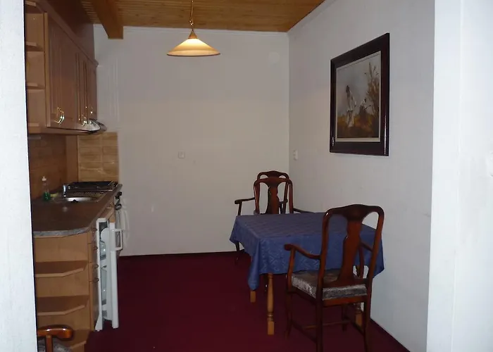 Hotel Aero & Etterem Jakabszállás